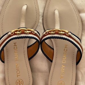 Tory Burch NEW Horse Thong Sandal Sz 6